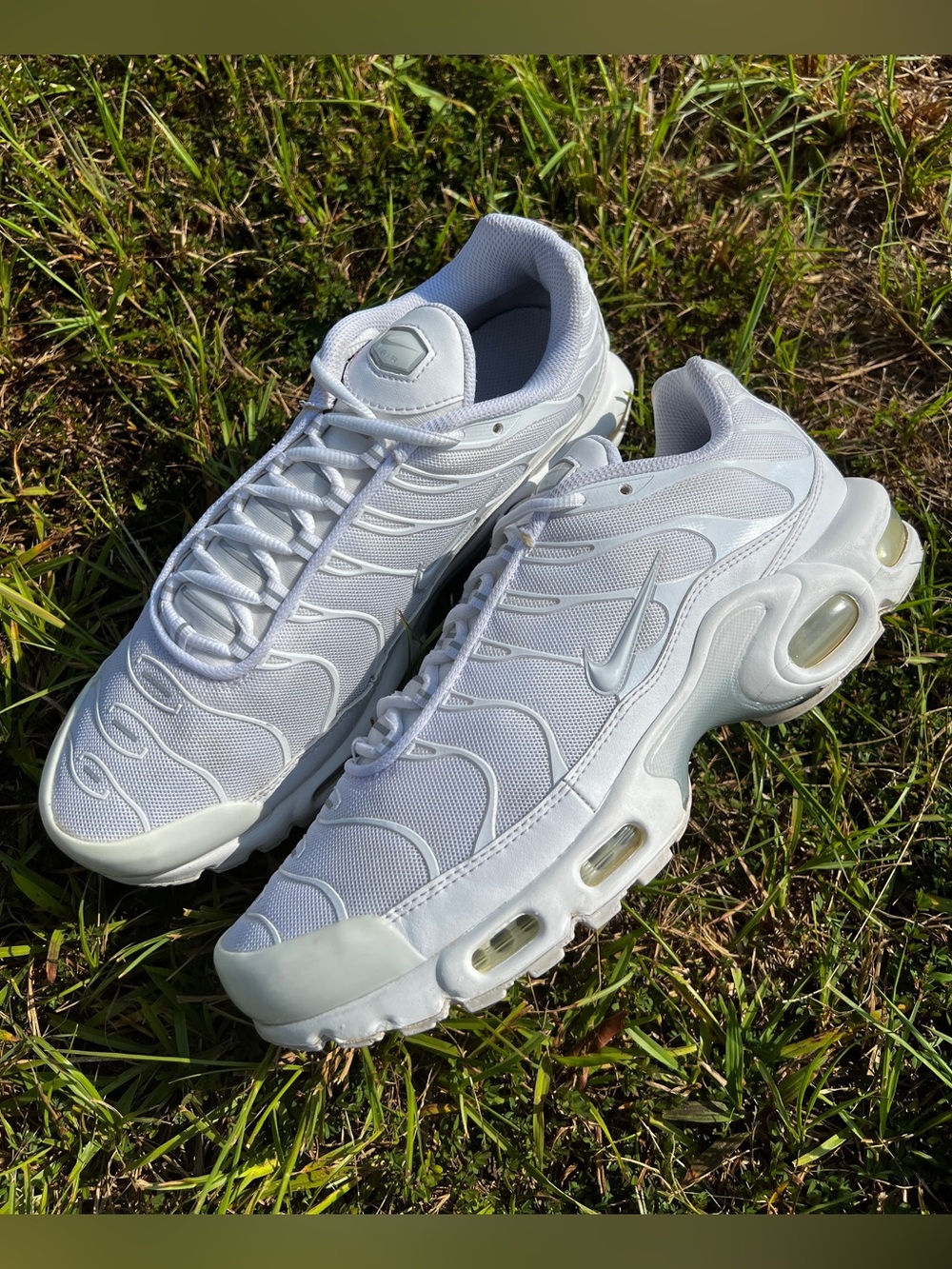 CLEAN Nike size 11 Womens Air Max Plus White Platinum shoes